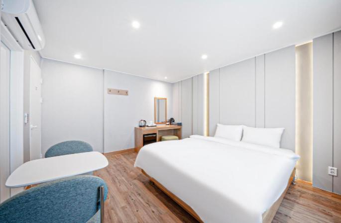 Hotel Langsam Гиеонгджу Екстериор снимка